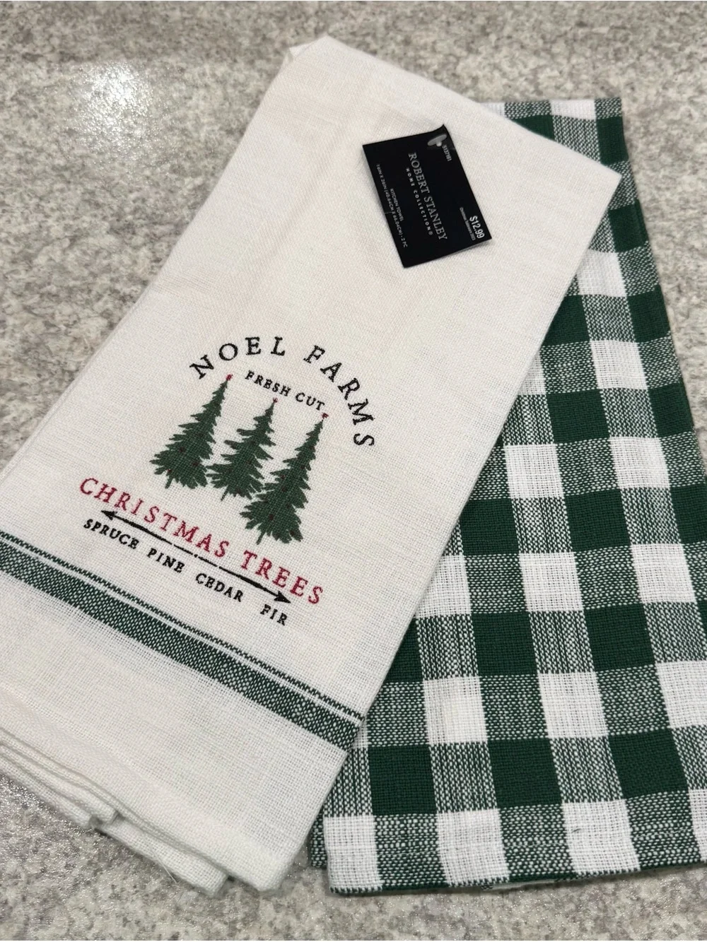 Robert Stanley Christmas Dish Towels 4-Piece Bundle NWT